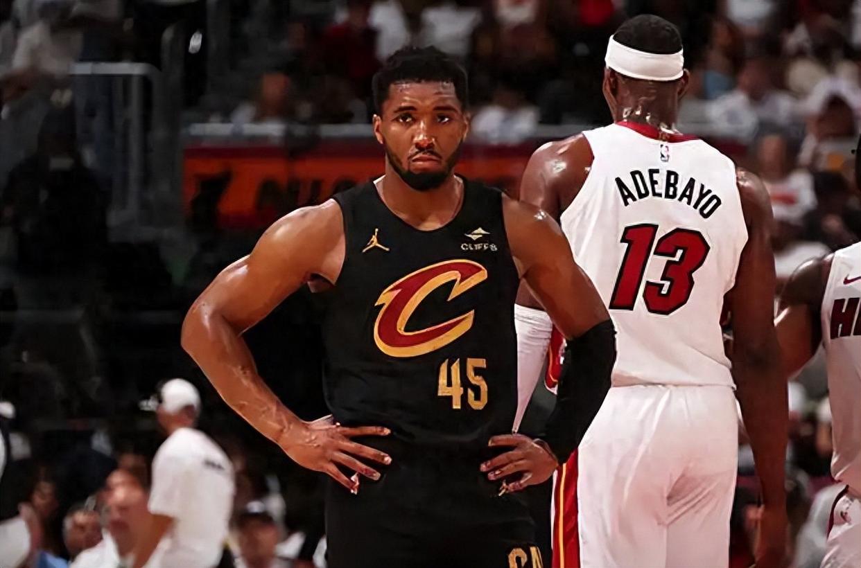 kaiyun-NBA季后赛冲刺阶段再迎强敌；迈阿密热火手感冰凉；主帅态度：悬念犹存；训练强度明显提升的简单介绍